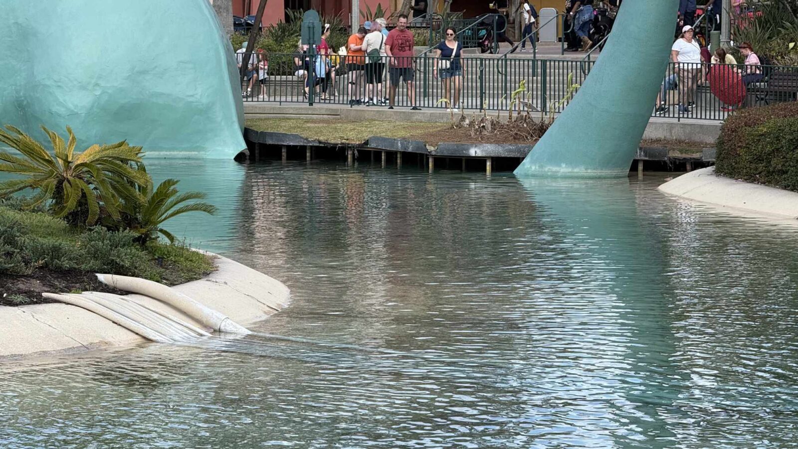 Disneys Hollywood Studios Gertie the Dinosaur Damaged Tail Falls Off