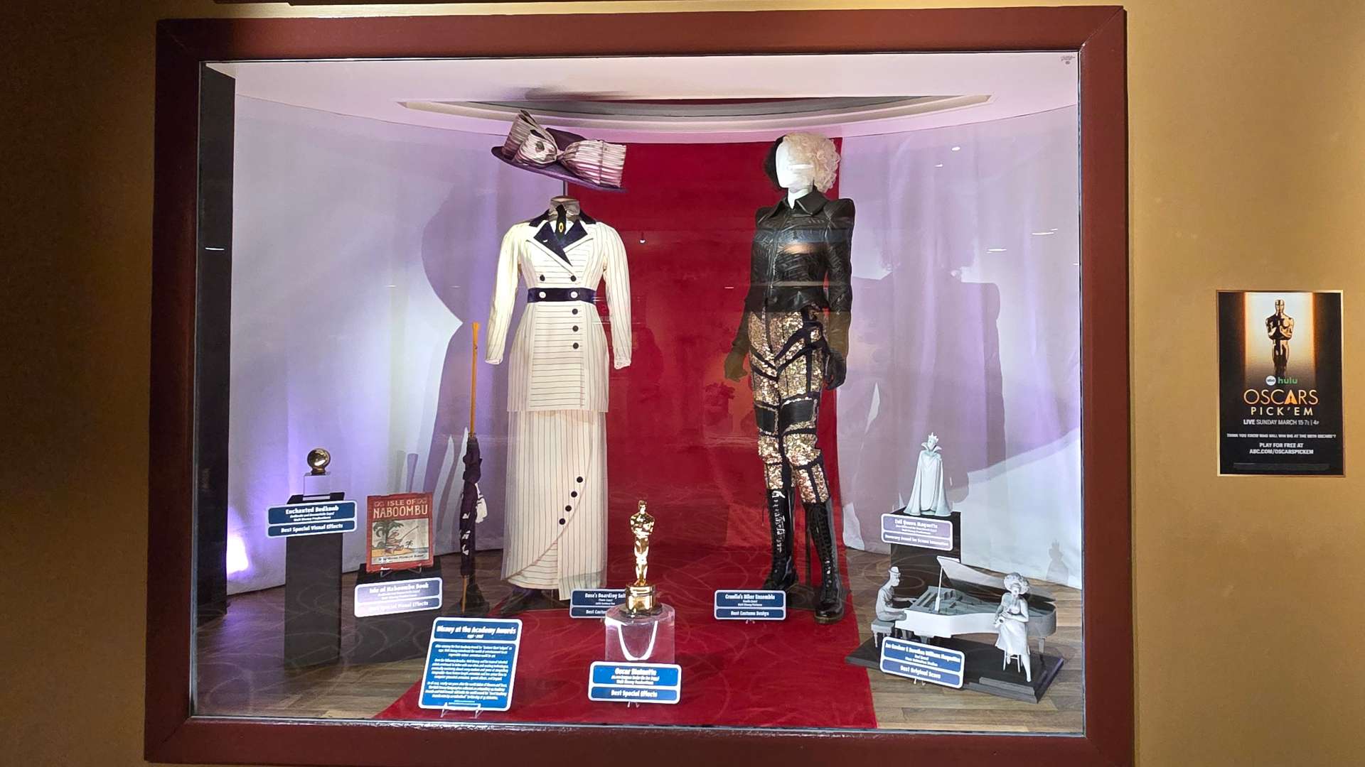 Disney Just Put a Real Oscar Inside Hollywood Studios in New Display Disney at the Academy Awards