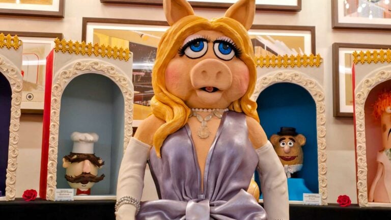 Miss Piggy Easter Egg Display at Disney World Is a Love Letter to The Muppet Show