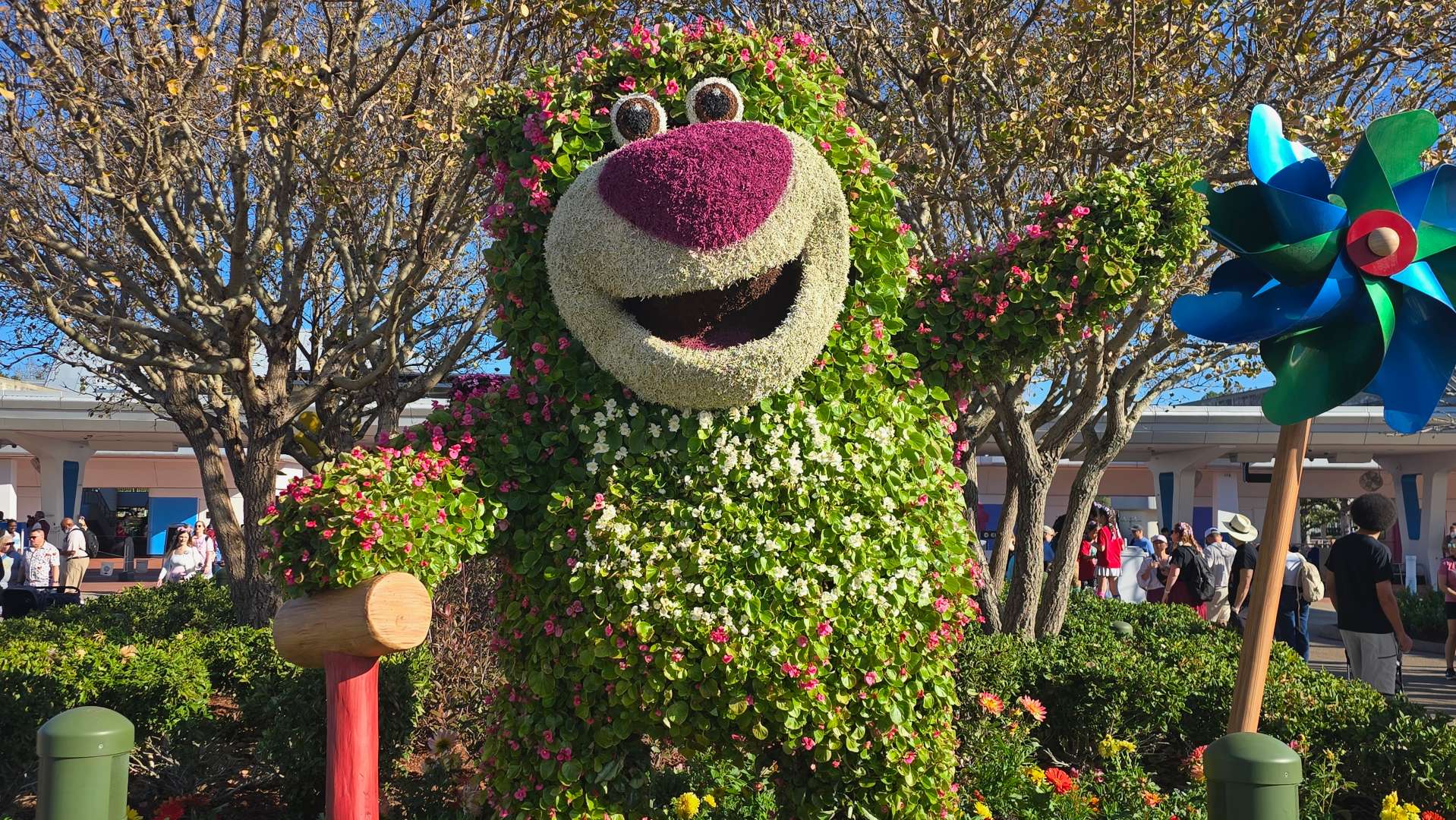 Pixar Topiaries Arrive at Epcot Flower and Garden Festival