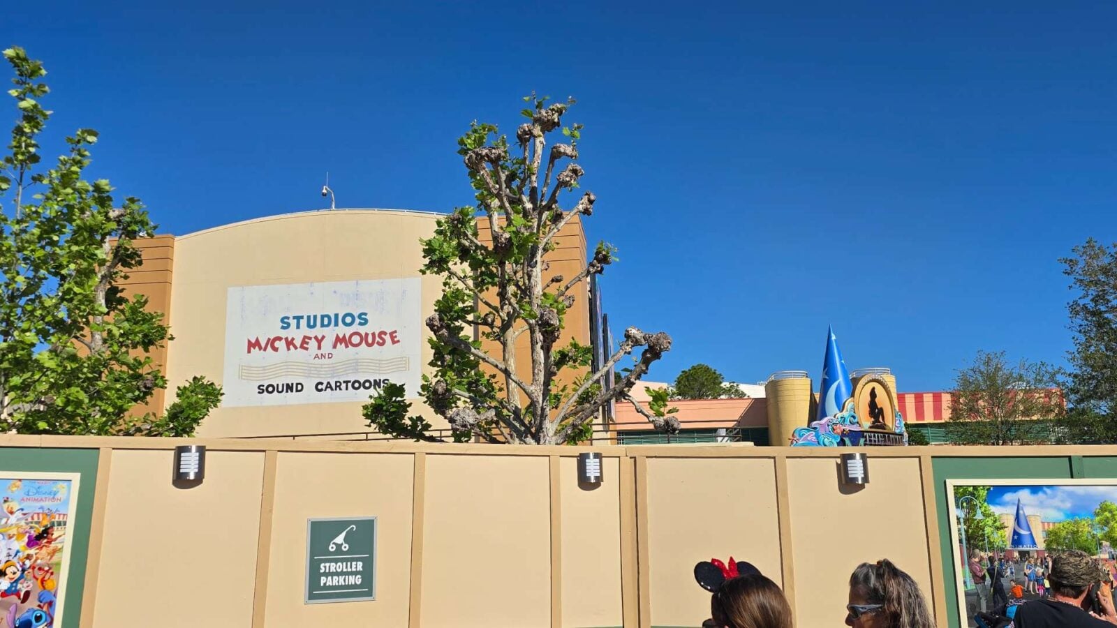 The New Hollywood Studios Courtyard Sign Just Made May 26 Feel Very Very Real