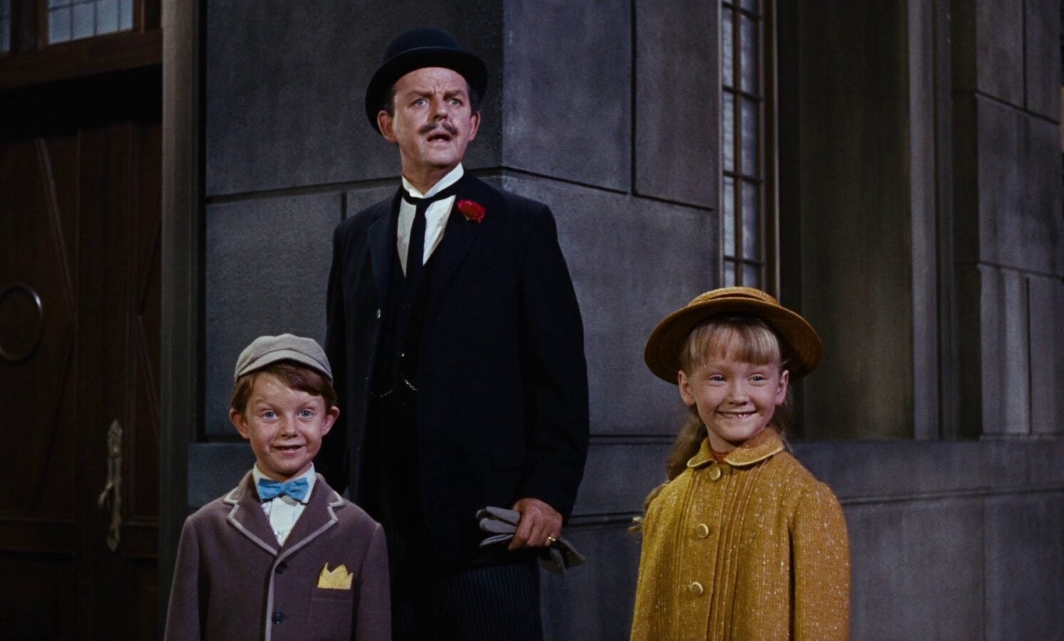 MV5BNGNlMWI1YTUtYjcyMS00Zjc3LTk0NmUtMGEzYTIzOTczODEyXkEyXkFqcGcV1 Fantasy Land News Mr Banks Mary Poppins 1964
