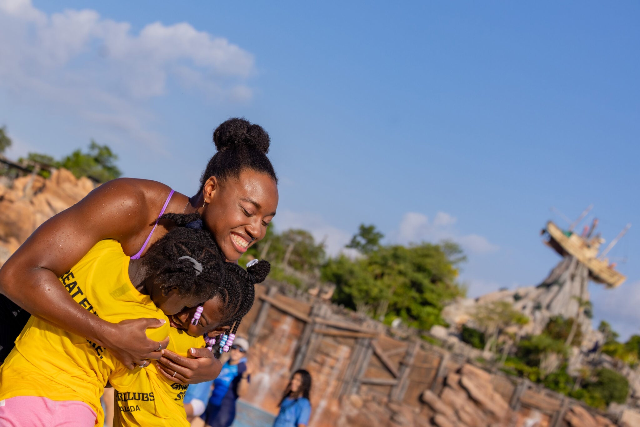 World's Largest Swim Lesson at Walt Disney World with Olympic Gold Medalist Simone Manuel