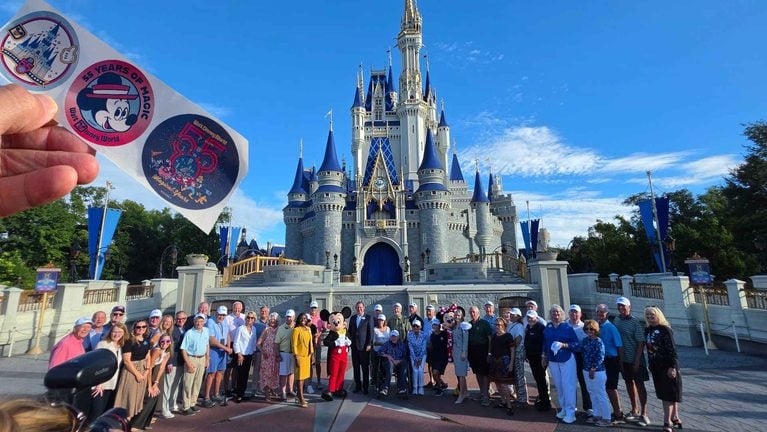Walt Disney World 55th Anniversary: Joe Schott, Class of 1971 Cast Members Gather at Magic Kingdom